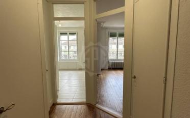 Wohnung 2.5 Zimmer - image - 1