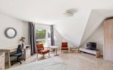 Apartment 4 rooms - image - 8