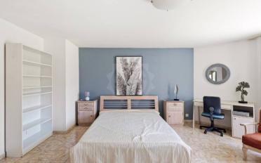 Apartment 4 rooms - image - 9