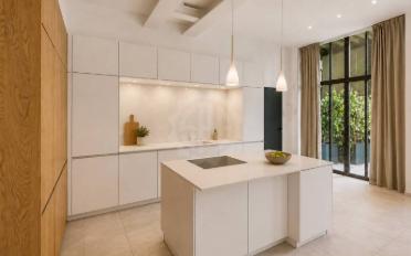 Apartment 5 rooms - image - 1