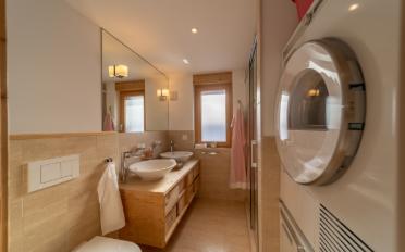 Apartment 4 rooms - image - 7