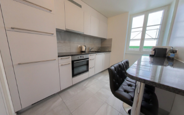 Apartment 4 rooms - image - 10