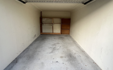 Single garage - image - 2
