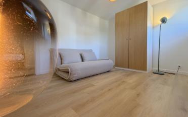 Furnished flat 2.5 rooms - image - 1