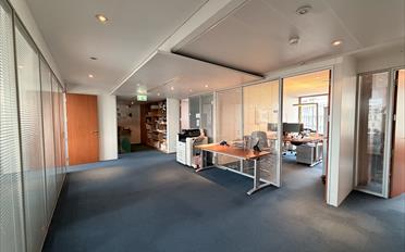 Bureau - image - 5