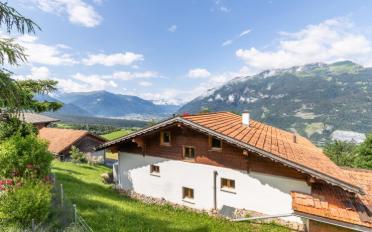Einfamilienhaus 9.5 Zimmer - image - 1
