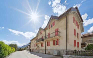 Single house 16 rooms - image - 1