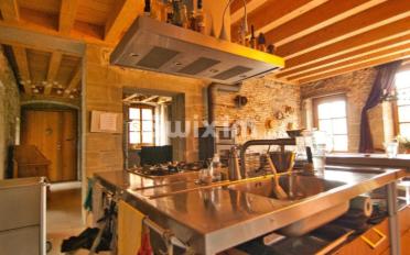 Single house 10 rooms - image - 9