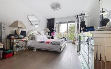 Single house 8 rooms - image - 7