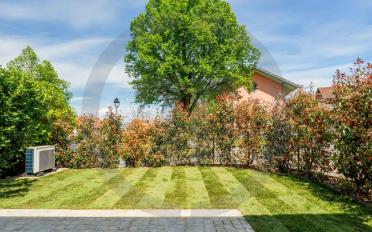 Row house 5 rooms - image - 2