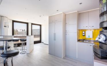 Office - image - 6