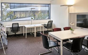 Office - image - 10