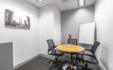 Office - image - 4