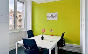 Bureau - image - 1
