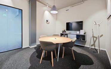 Office - image - 9