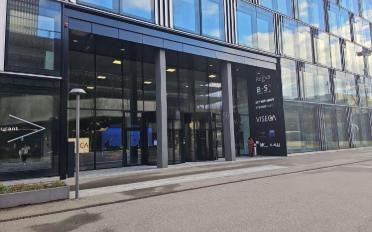 Office - image - 10