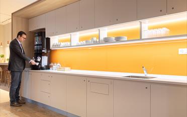 Office - image - 10