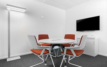 Office - image - 6