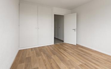 Apartment 4 rooms - image - 7