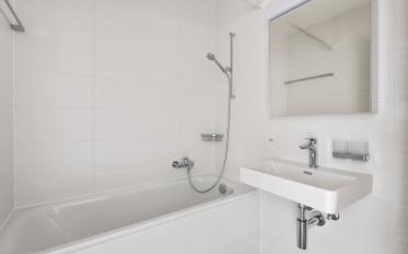 Apartment 4 rooms - image - 8
