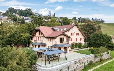 Villa 20 pièces - image - 1