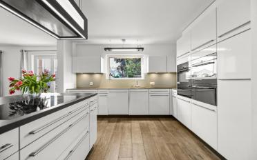 Villa 5.5 Zimmer - image - 1