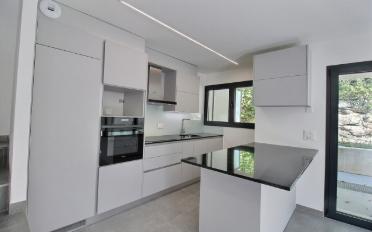 Doppeleinfamilienhaus 4.5 Zimmer - image - 3