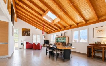 Villa 6.5 pièces - image - 1
