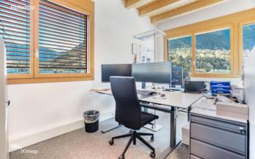 Commercial - image - 4