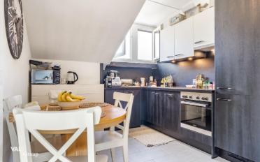 Dachwohnung 2.5 Zimmer - image - 2