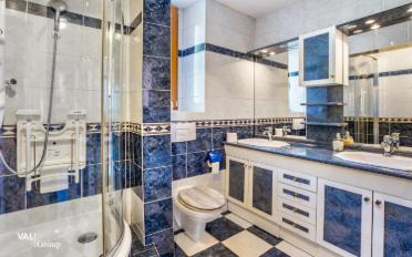 Apartment 8 rooms - image - 6