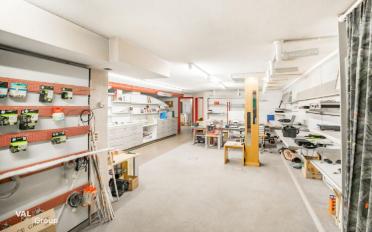 Commercial - image - 3