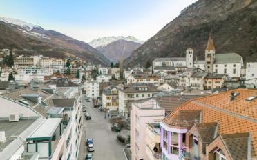 Commercial - image - 11