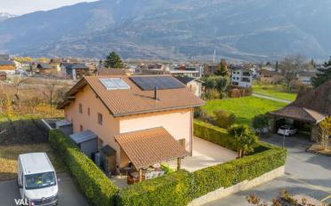 Villa 7.5 pièces - image - 1