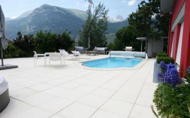 Villa 7.5 Zimmer - image - 2