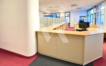 Office - image - 1