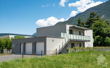 Villa 9 pièces - image - 3