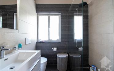 Chalet 5.5 pièces - image - 11