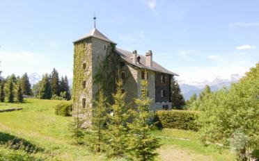 Single house 14 rooms - image - 1
