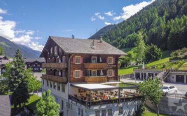 Hotel 16 Zimmer - image - 1
