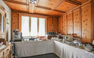 Hotel 16 Zimmer - image - 9