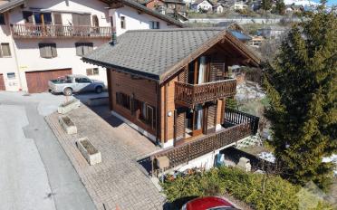 Chalet 6.5 pièces - image - 1