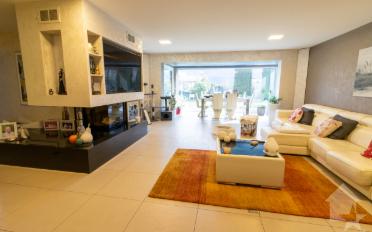 Einfamilienhaus 5.5 Zimmer - image - 4