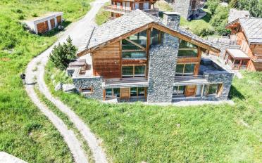 Chalet 7.5 pièces - image - 4