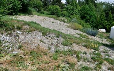 Building land - image - 2