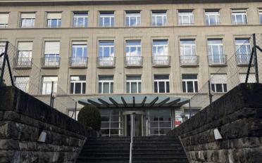 Bureau 8 pièces - image - 9