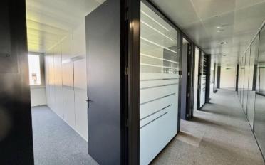 Office - image - 5