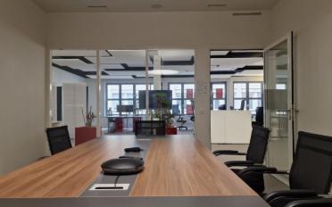 Bureau - image - 1