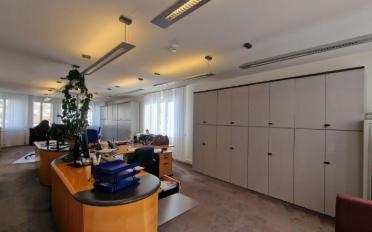 Office - image - 5