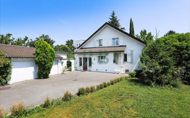 Single house 7 rooms - image - 1